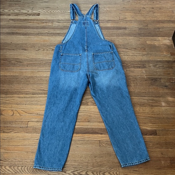 Women’s GAP Denim Distressed Wash Slouch Overalls - Picture 2 of 14
